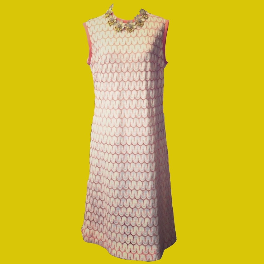 SOLD Vintage Shift Dress FUNDRAISER ❤️‍🩹